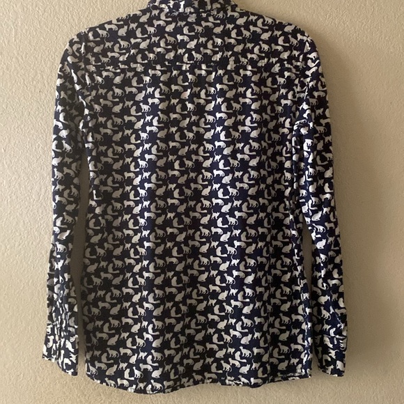 Gap size XS button up navy shirt with white cats - Picture 7 of 8